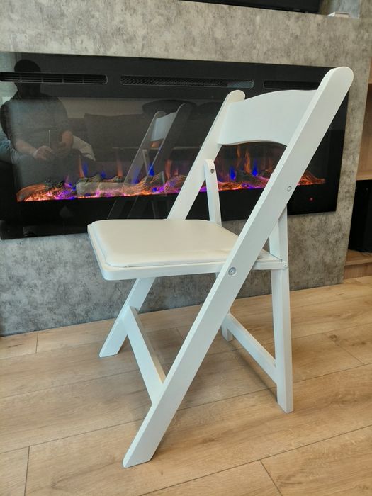 Сгъваем стол  от масив(дъб) и бяла еко кожа