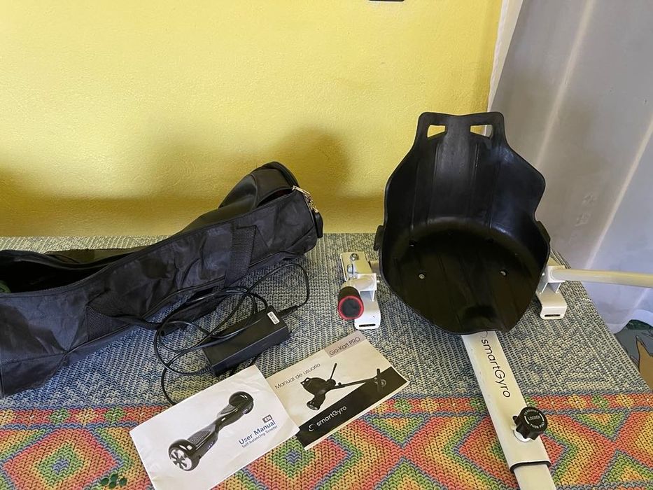 Vand hoverboard cu lumini si telecomanda