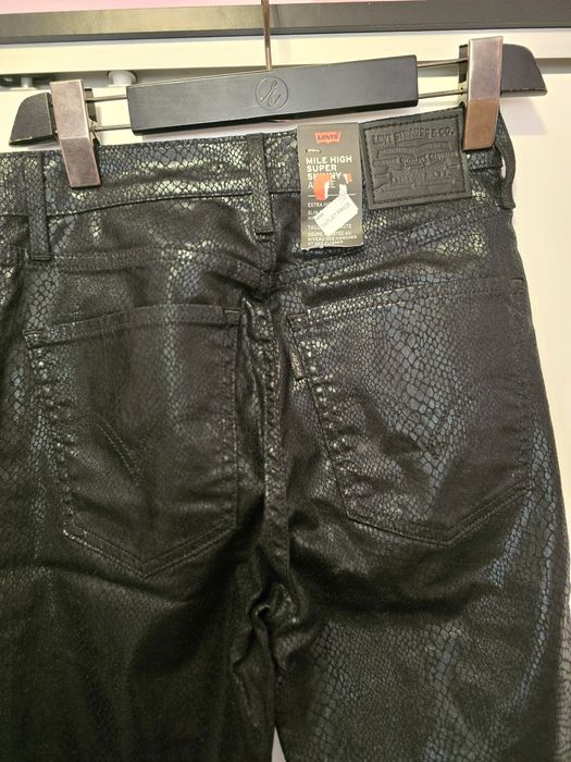 Дамски панталона Levi's