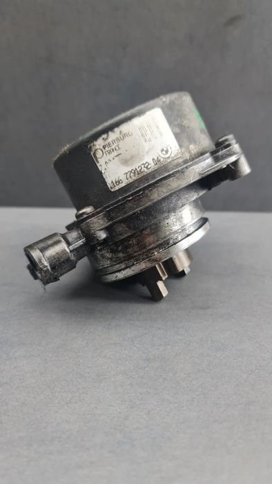 Pompa vacuum mecanica 1166 7791272 02 BMW Seria 5 2005