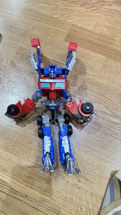 Игрушки для мальчика