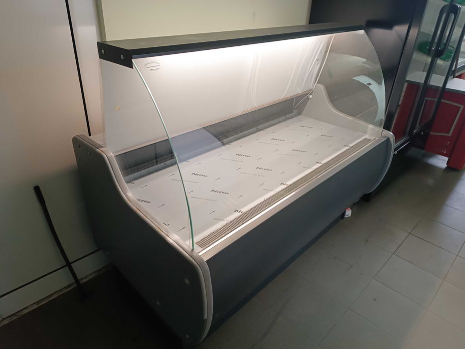 Месарски хоризонтални хладилни витрини - по поръчка