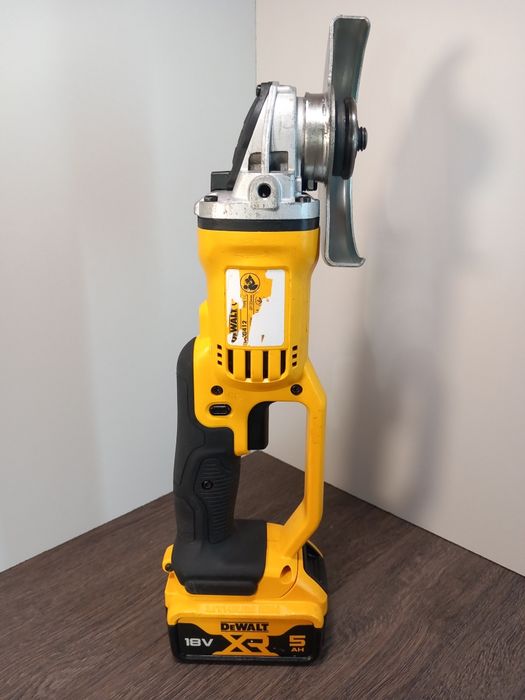 Vând Flex Dewalt DCG 412