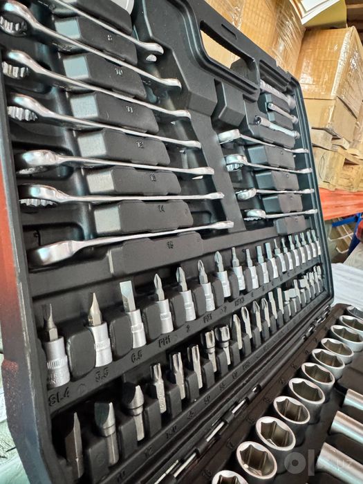 Iron 125pcs nabor