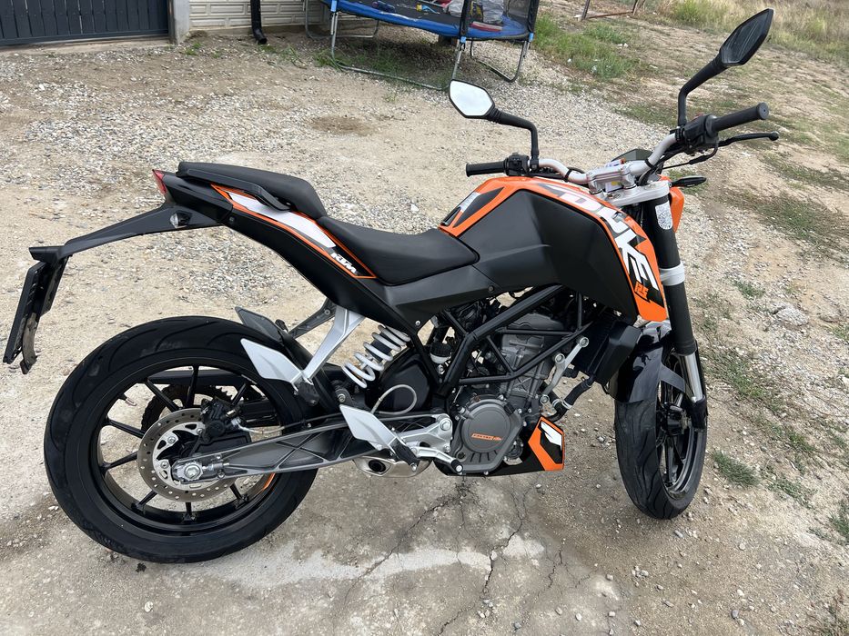 KTM Duke 125 cmc A1 impecabil 6900 km