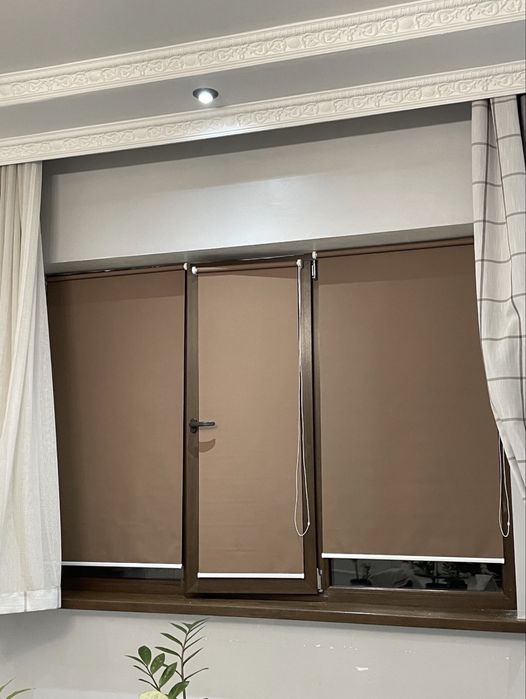 Руллоные шторы и жалюзи