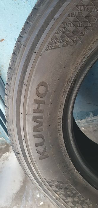Kumho  265/65/17  летняя