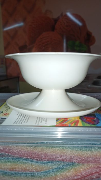 Продам посуду для мороженого. В количестве 71 шт. Цена 600 тенге за шт