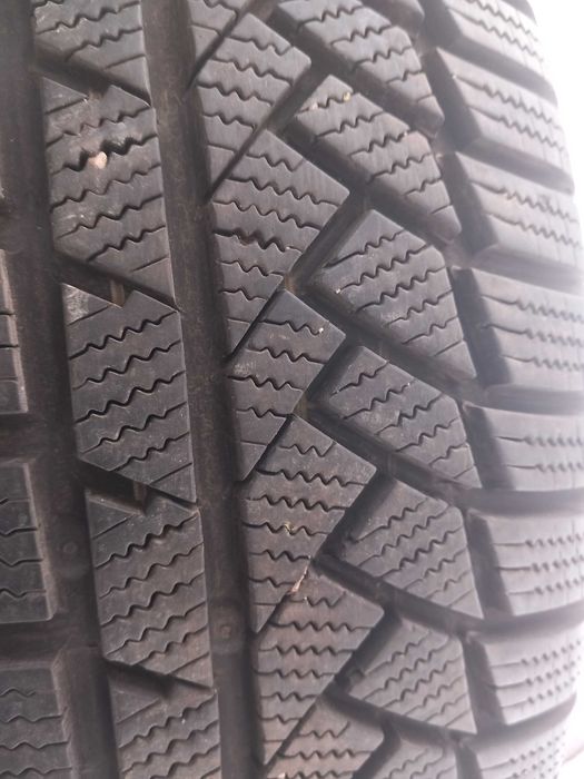 215/65 R17 Continental WinterContact