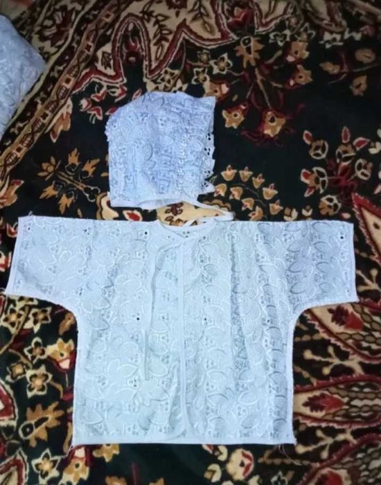 Продам уголок для выписки