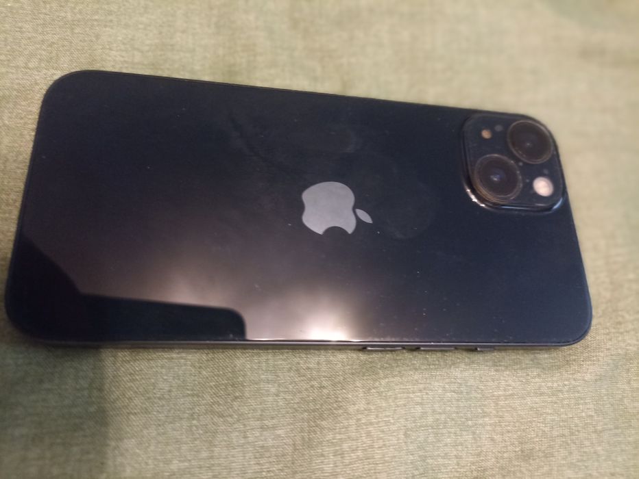 iPhone 13 black 128G