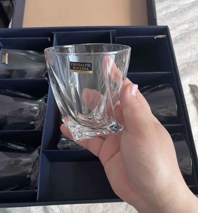 Продам набор из богемского стекла