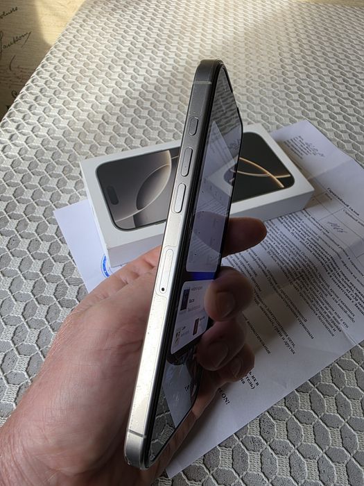 IPhone 16 Pro Max 512 gb , Natural Titanium.