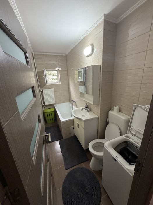 Dau in chirie apartament 2 camere Rogerius