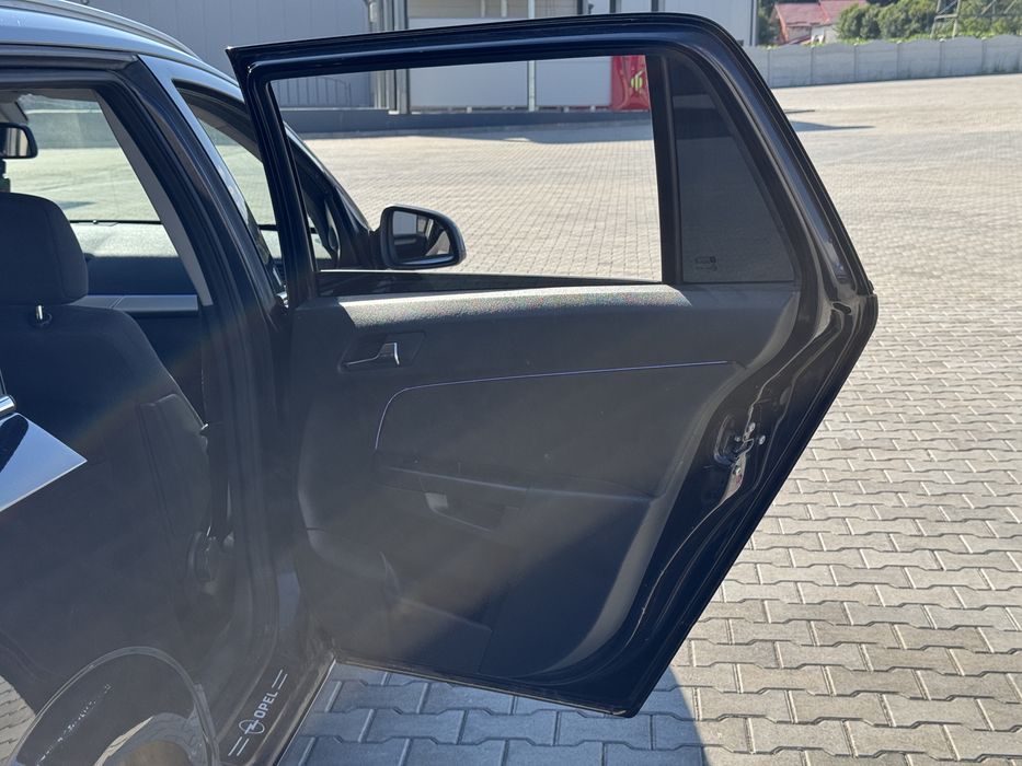 OPEL Astra 2009 — imagine 3