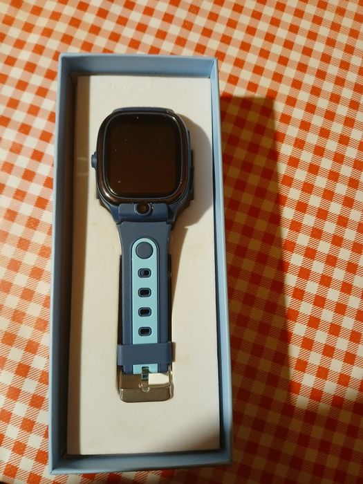 Ceas smartwach cu sim