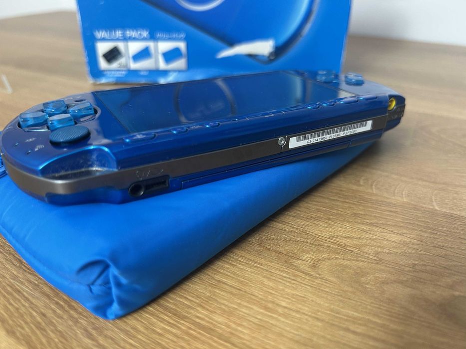 PSP 3000 Vibrant Blue FULL BOX ca noua — set original Sony, garantie 1 an