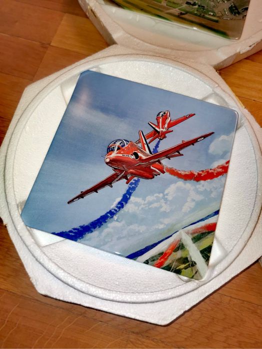 Антикварни порцеланови чинии плочки 3 бр. лимитирани колекционерски !