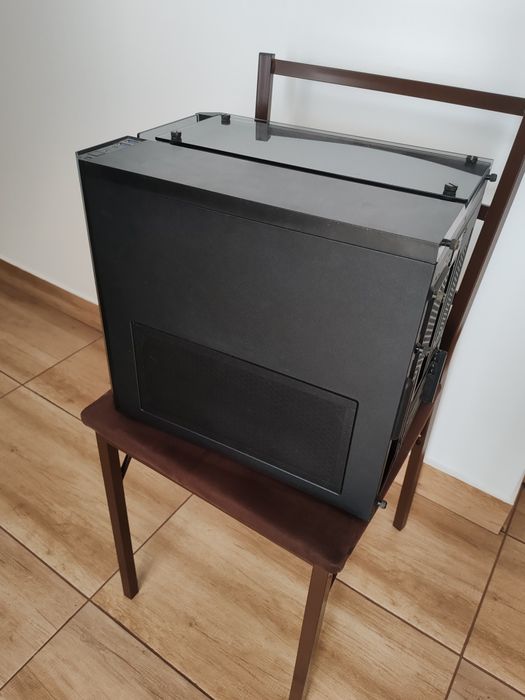 Carcasa Corsair crystal