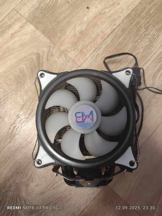 Продам кулер в хорошем качестве.