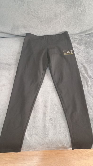Pantaloni trei sferturi Emporio Armani EA7