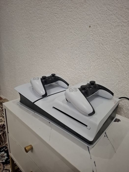 Ps5 slim. Как новый.