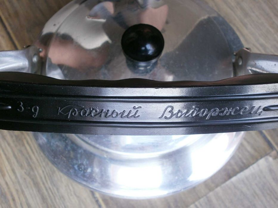 Качествени Големи Чайници от 70те Сделано СССР