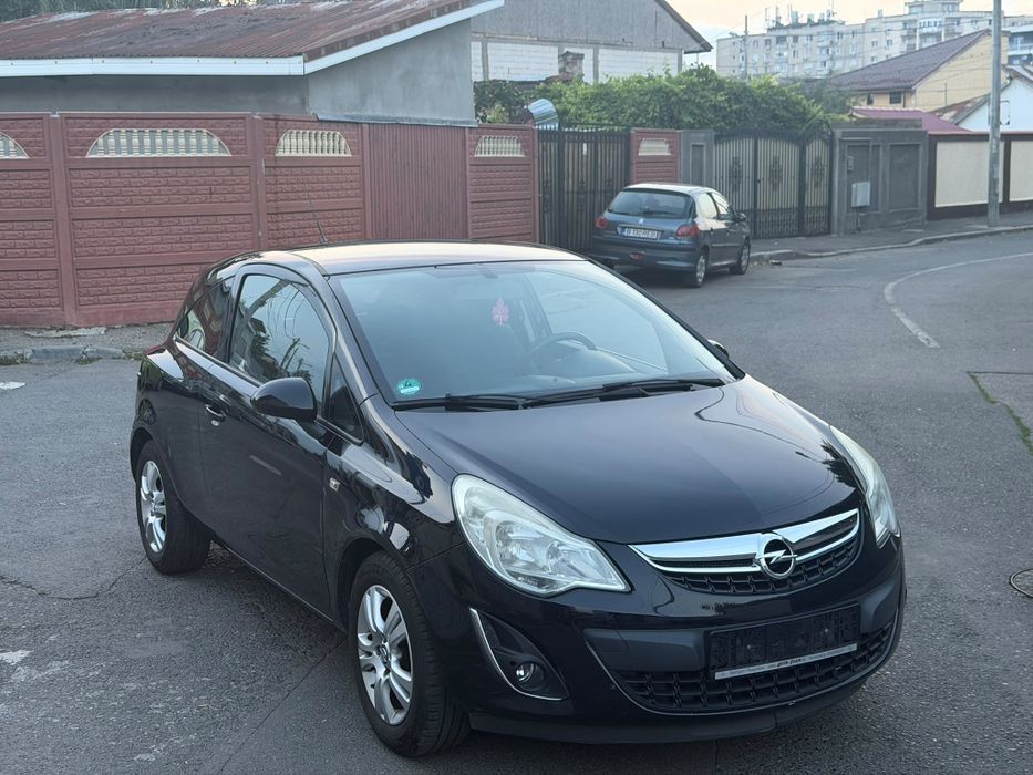 Opel Corsa D 2011