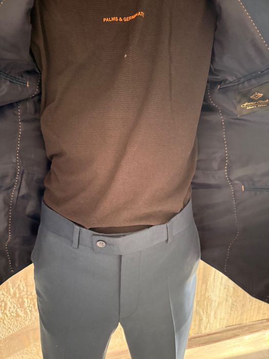 Продам мужской костюм