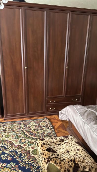 Продам спальный гарнитур б/у