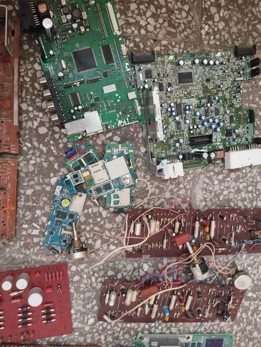 електронна скрап