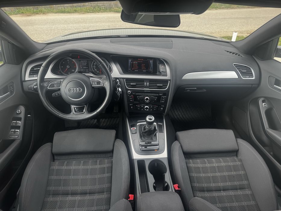 Audi A4 B8 Facelift 2014//2.0TDi-177CP//Full LED Bi-Xenon-Sport Line