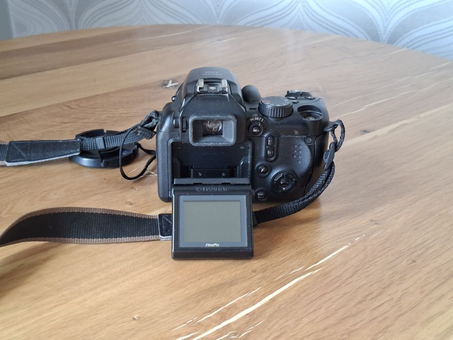Fujifilm FinePix S9500