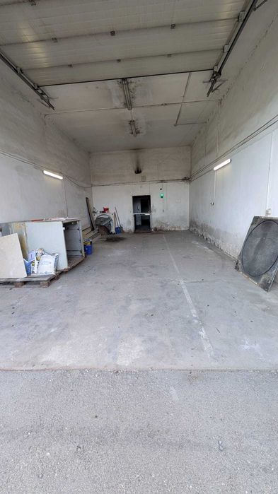 INCHIRIEZ Spatiu Comercial - Sobarilor