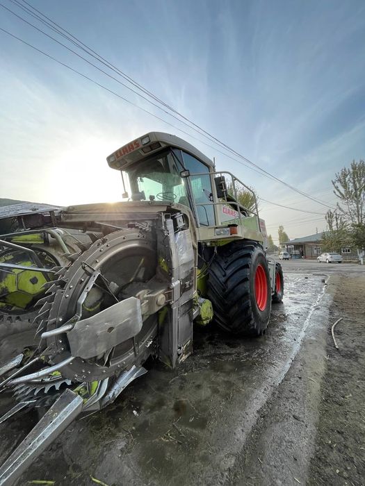 Yaguar 840 4x4 class