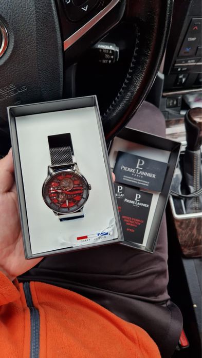 Pierre Lannier часы мужские