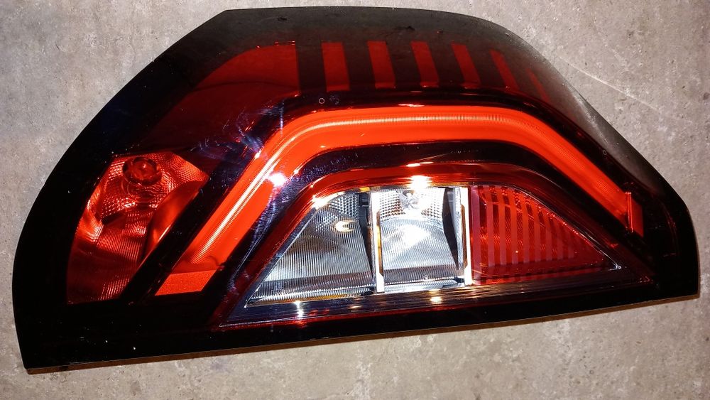Lampă stop stanga Renault Kangoo III
