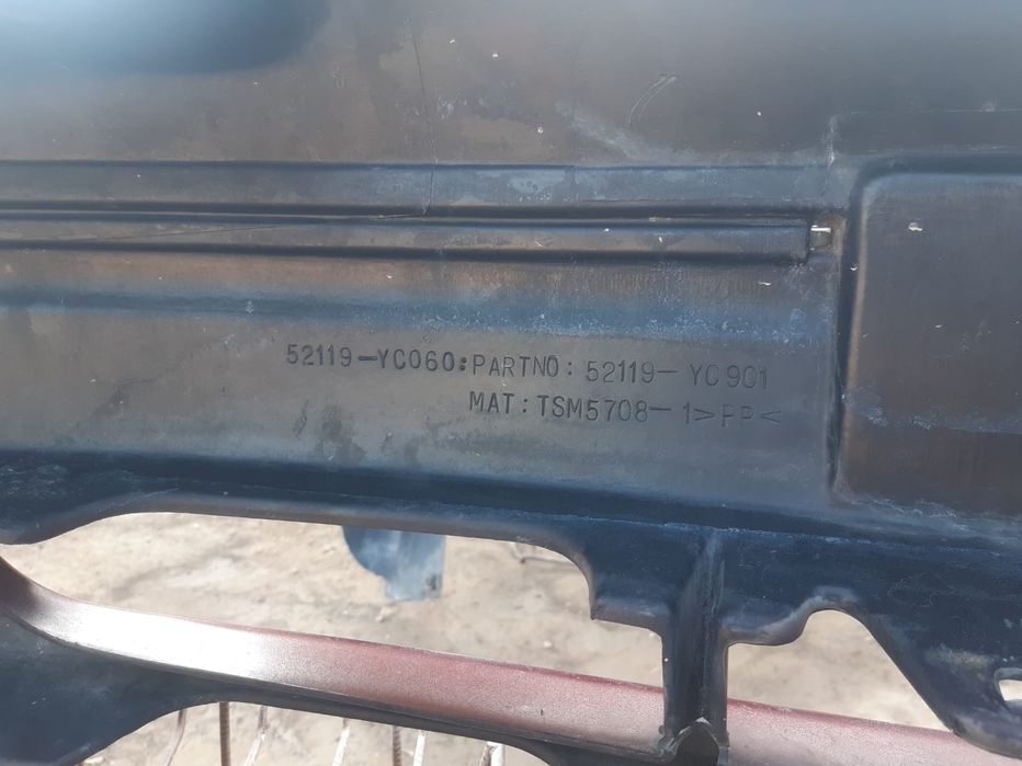 Бампер на камри 20,25.