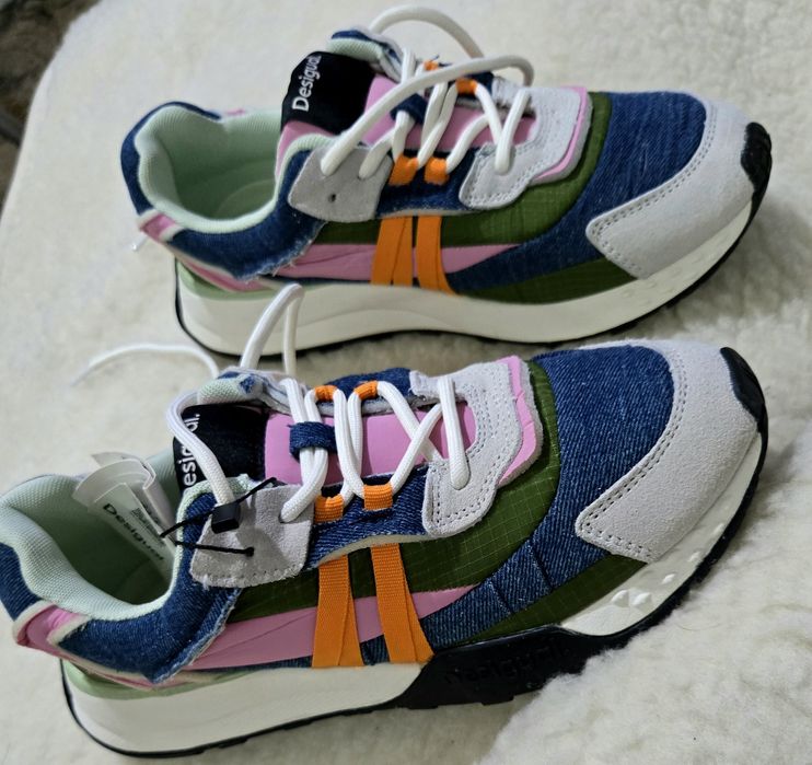 Desiqual оригинални дамски сникърси нови 38.5 номер