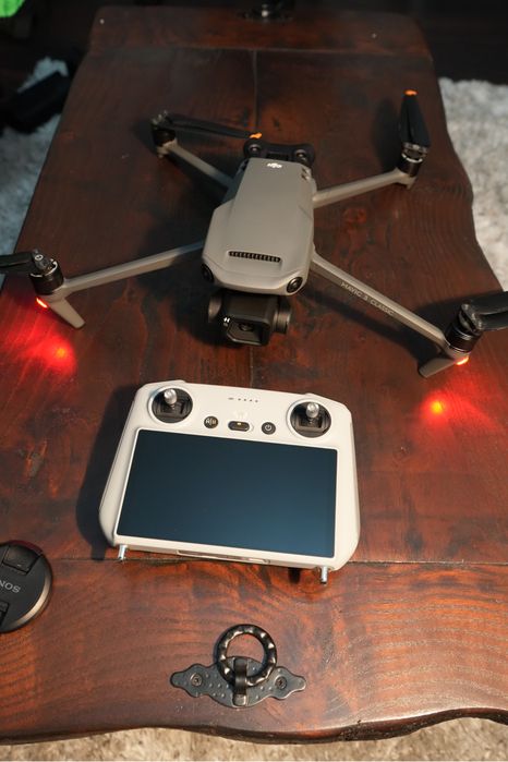 Dji mavic 3 classic, 3 батерии, Dji RC, куфар