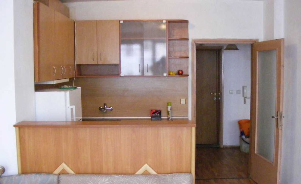 Дава се под наем Двустаен апартамент в Бургас, Възраждане - 56 кв.м за 180 € - Снимка #6