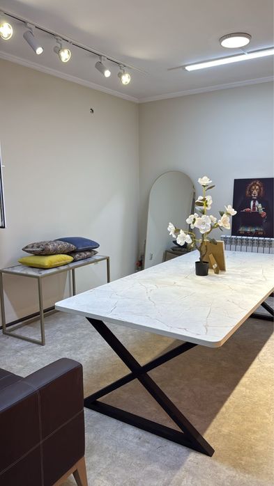 Диван стол жарты бағасында