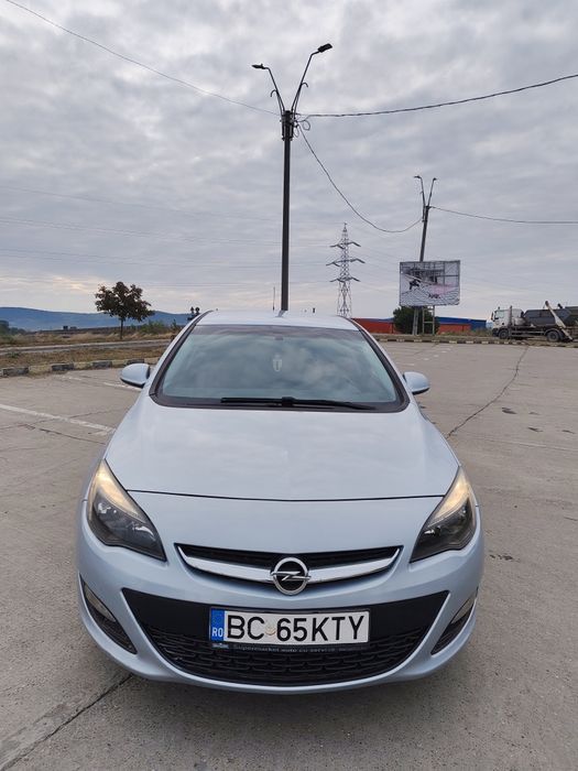 Opel astra  sedan