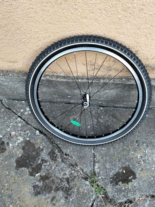 Cauciuc și cameră nouă pe 26