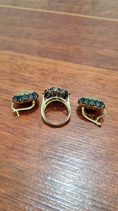 Узук ва сирга коплект