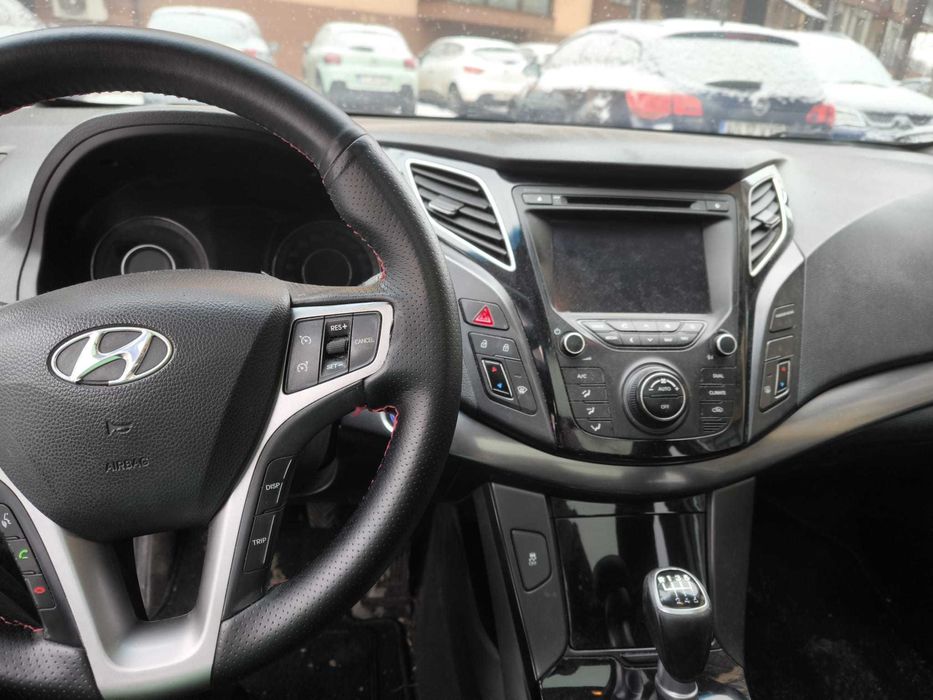hyundai i 40 sedan