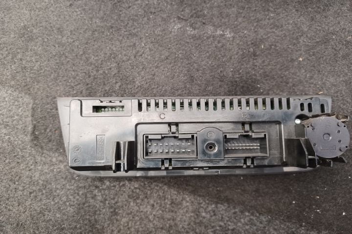 Comanda AC 6J0820043C 6J0820043C Seat Ibiza a 4-a generatie 6J