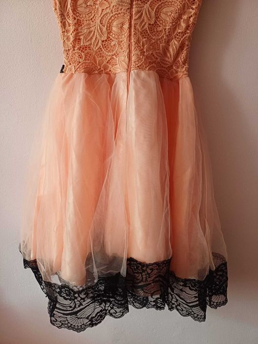 Rochie eleganta cu dantela scurta