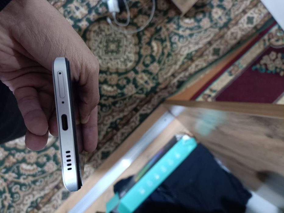 Poco F5 Pro 12/256GB ideal