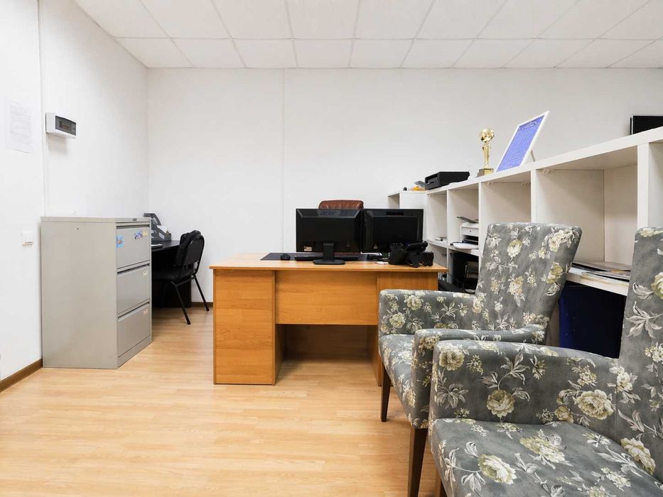 Продам офисную мебель